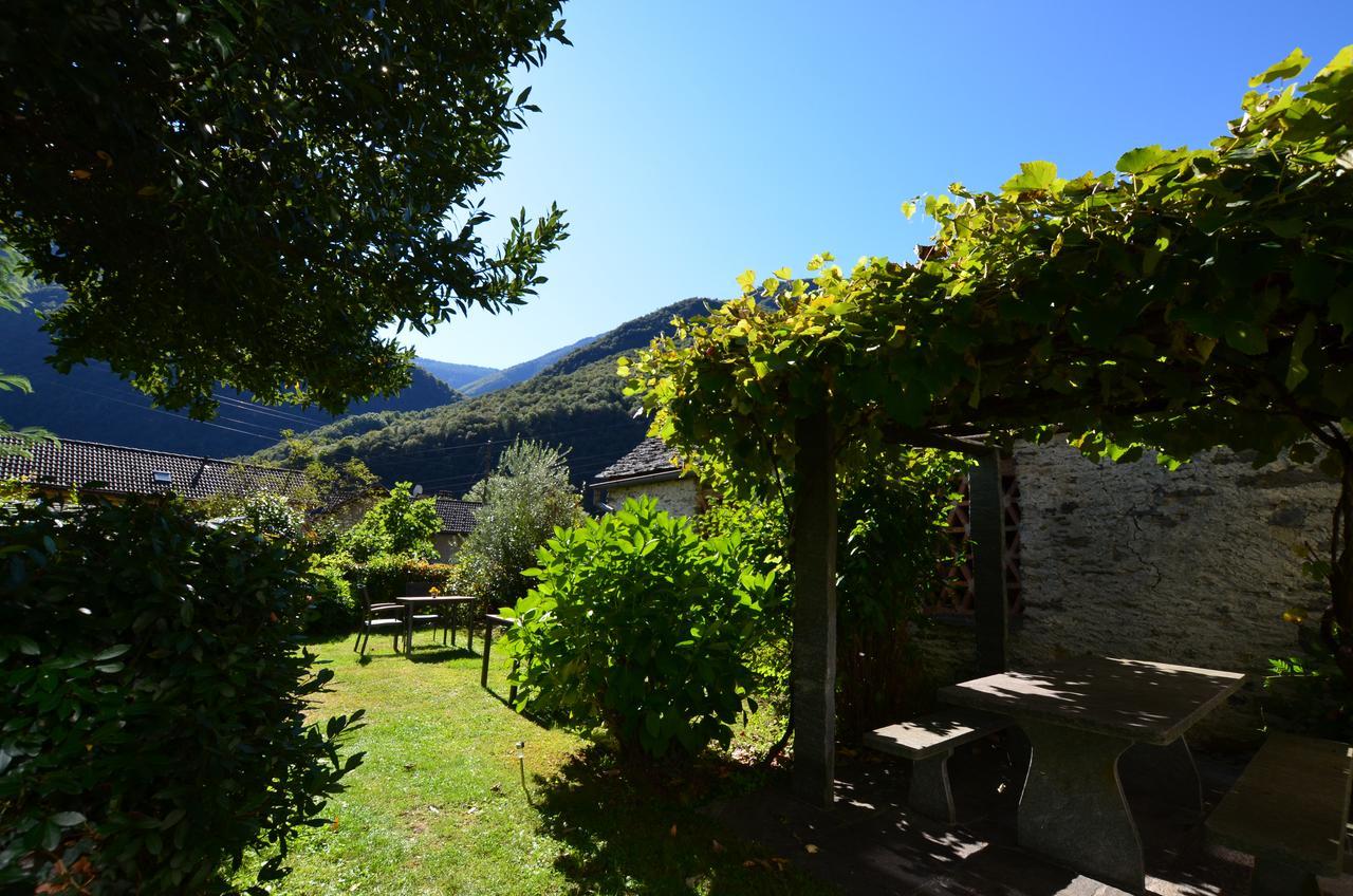 Hotel Garni Maggia Giumaglio Luaran gambar